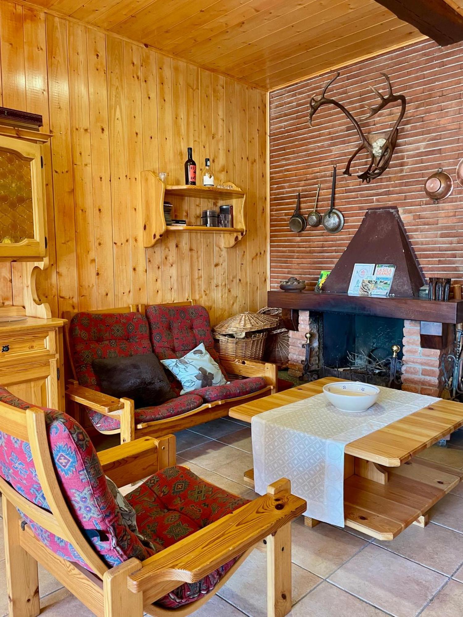 Chalet Natura La Taverna Dei 3 Porcellini Cavaliere  Dış mekan fotoğraf